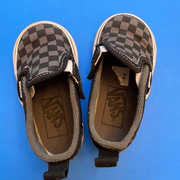 Vans toddler checkerboard slip on, size 4.5 - Picture 2 of 3